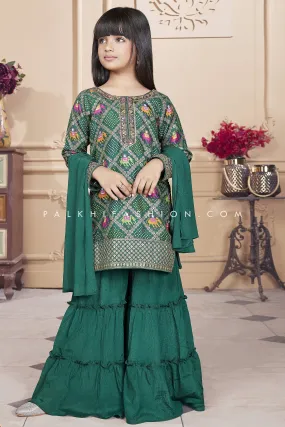 Elegant Emerald Green Palazzo Outfit With Bandhani & Patola Work